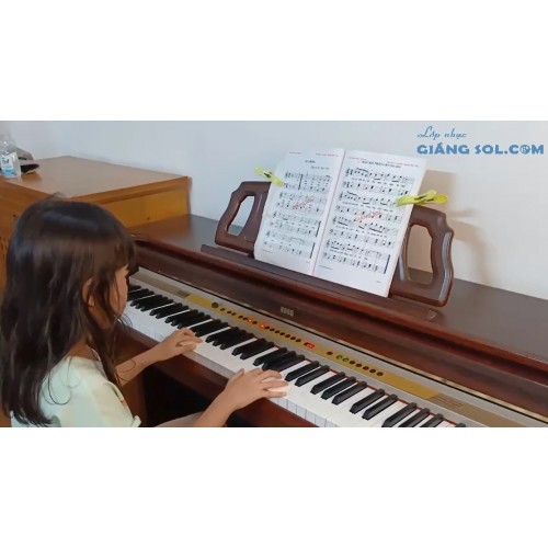 Dạy Đàn Piano Thiếu Nhi Quận 12 || Quả Bóng - Khả Dung || Lớp nhạc Giáng Sol Quận 12